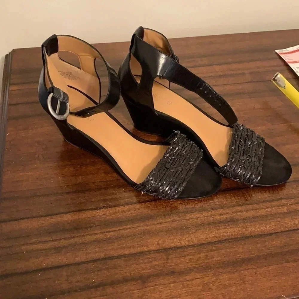 Nine Wear Braided Wedge Sandal